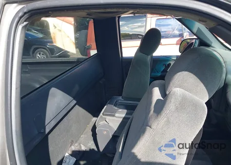 1999 GMC Sierra 1500 Sle z USA, uszkodzony, nr VIN 1GTEC14T9XZ522042